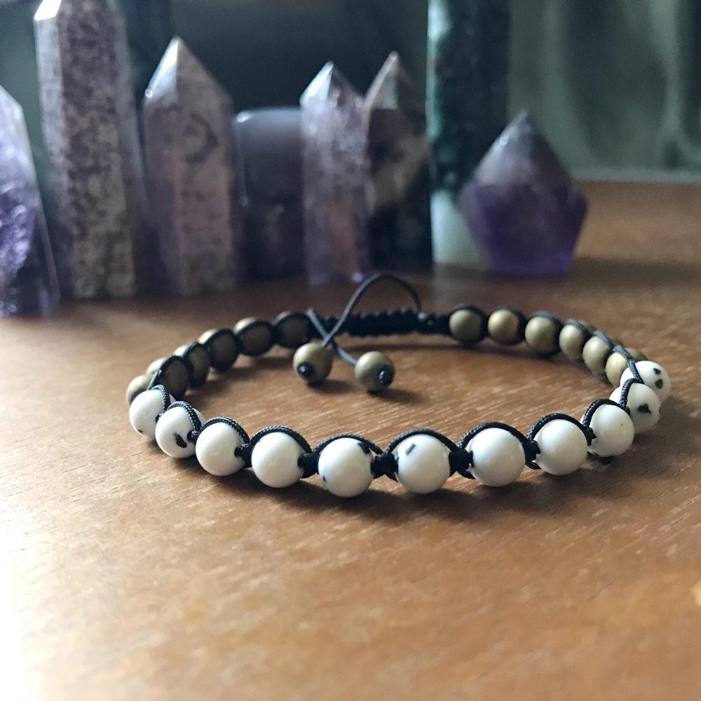 Handmade} Hematite & Dalmatian Jade Bracelet